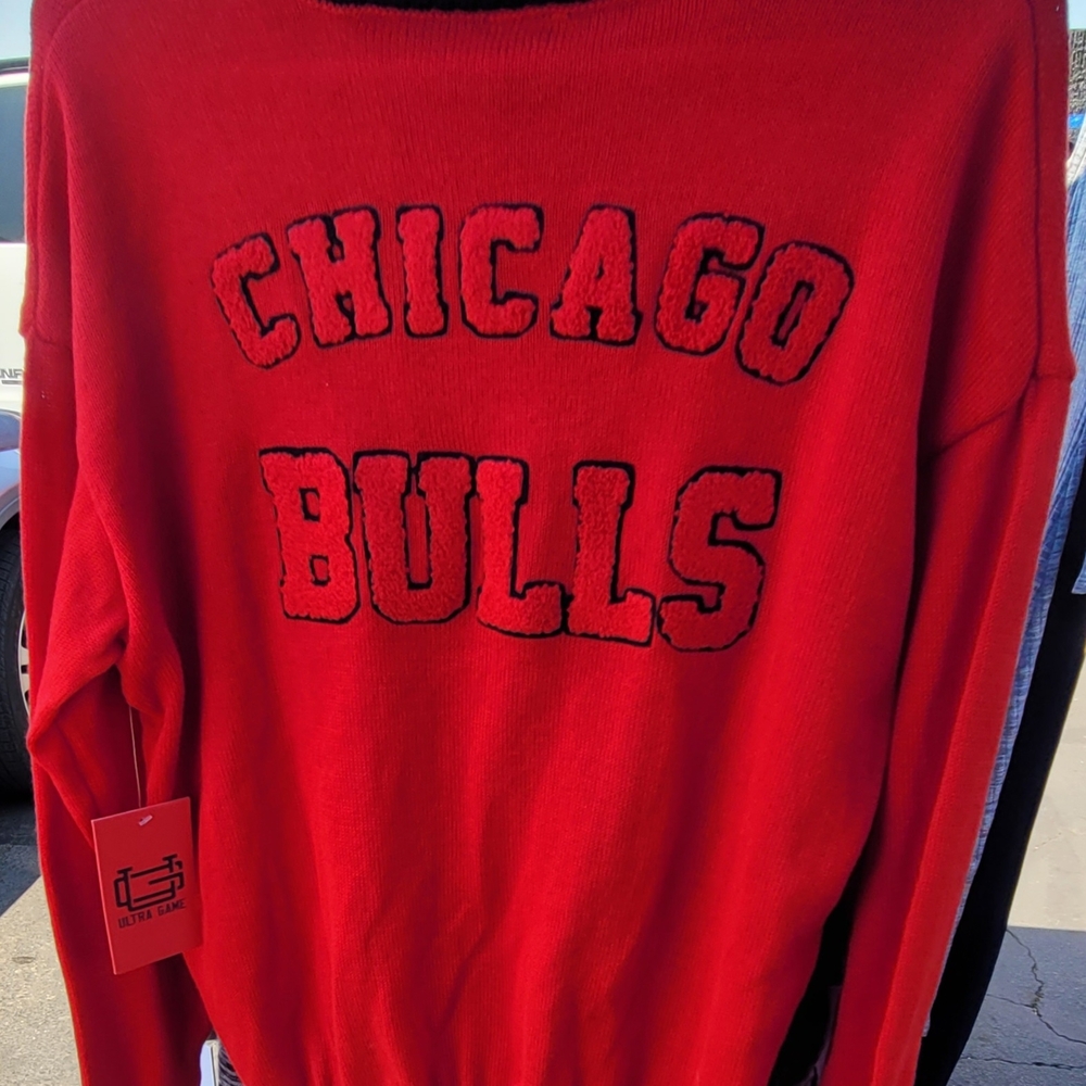 Red Chicago Bulls V-Neck Sweater